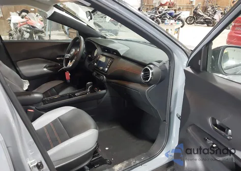 2024 Nissan Kicks Sr Xtronic Cvt z USA, uszkodzony, nr VIN 3N1CP5DV7RL560175